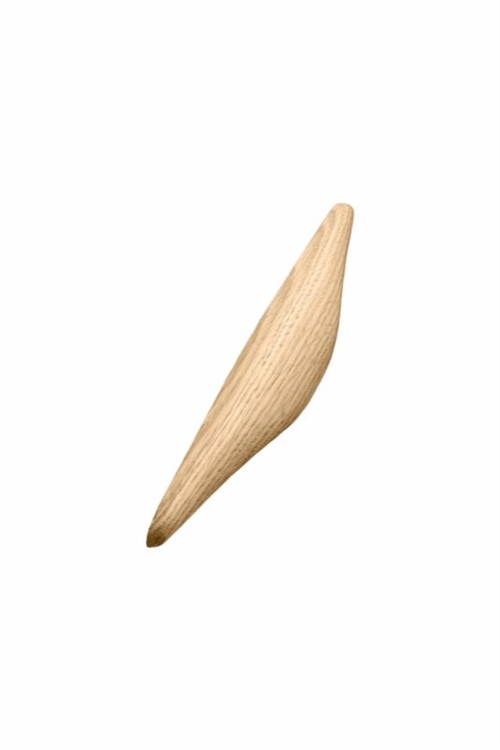 Furnipart - Manta - greb i træ lakeret eg CC224mm L342mm B27mm H28mm