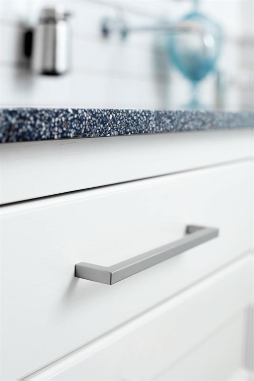 Furnipart - Square 10 - greb i aluminium