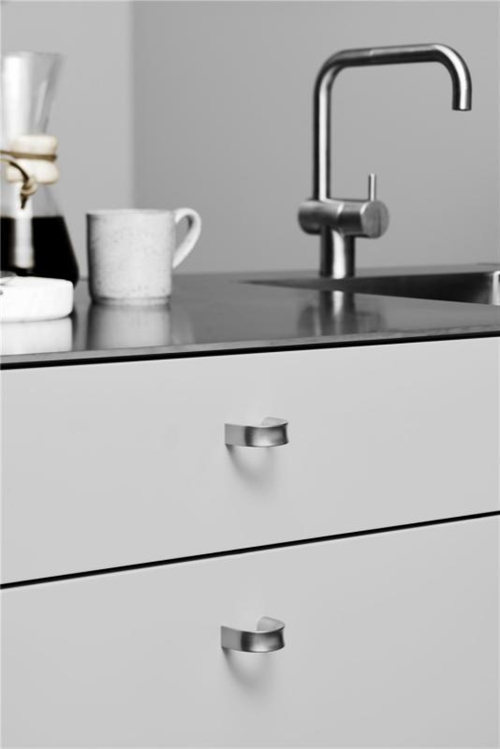 Furnipart - Inside - knop i aluminium